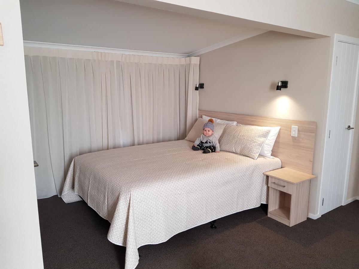 Carramar Motor Inn Palmerston North Eksteriør bilde