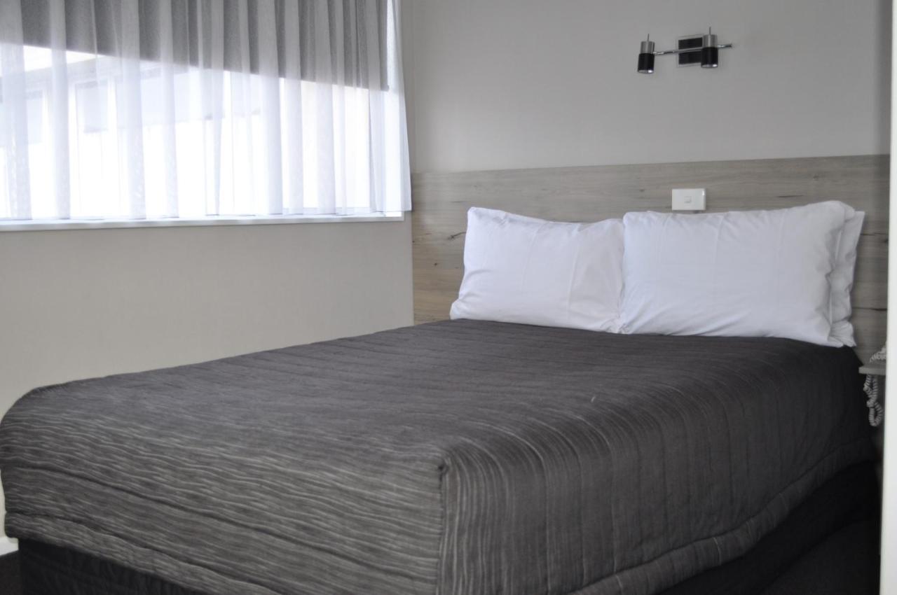 Carramar Motor Inn Palmerston North Eksteriør bilde